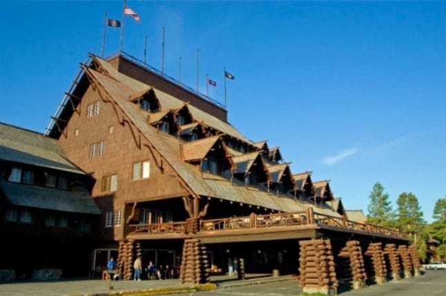 Old Faithful Inn – Yellowstone National Park